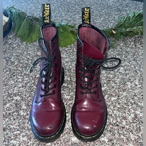 Burgundy lace up Dr Martens